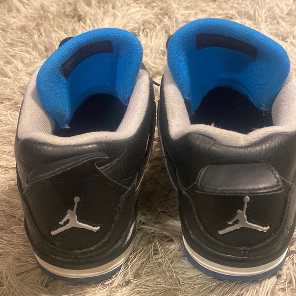 Jordan’s blue and black - Picture 2 of 4